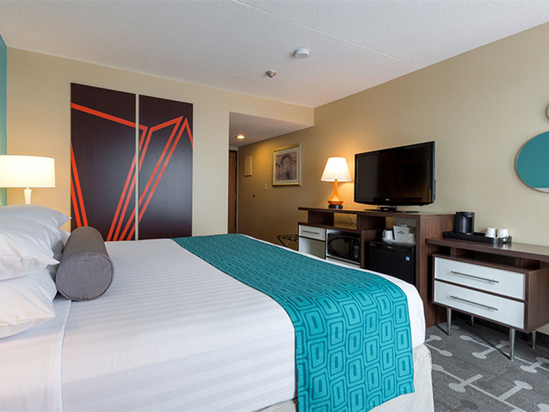 Howard Johnson Inn & Suites Cheap Casegoods Hotel Furniture